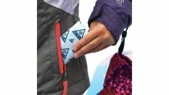Ignik Hand Warmers -outdoor camping shop opplanet ignik 10 hour biodegradable hand warmers w reusable airbarrier bags 10 pairs igair 00119pr 10 av 7