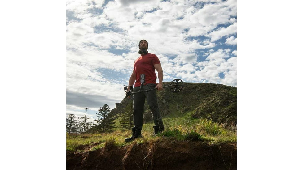 Minelab Equinox 700 Metal Detector 4 Minelab Equinox 700 Metal Detector - Image 2