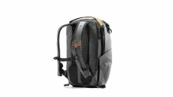 Peak Design Everyday 30 Liters Zip Backpack -outdoor camping shop opplanet peak design everyday 30 liters zip backpack charcoal bedb 30 ch 2 av 1